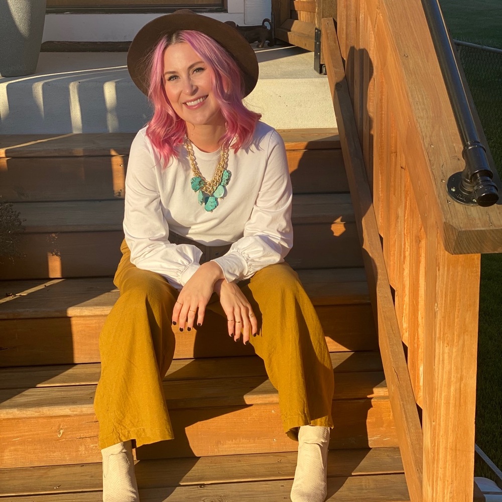 Meet your Posher, Ali